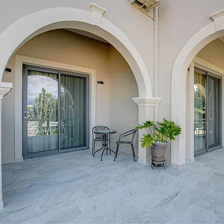 Sailors Luxury Vakantiehuis Agia Pelagia Chlomou
